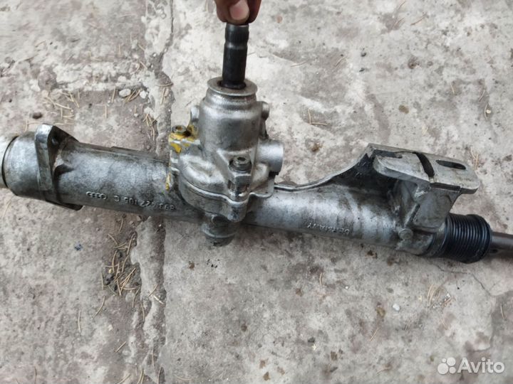 Рулевая рейка audi 80 с гур