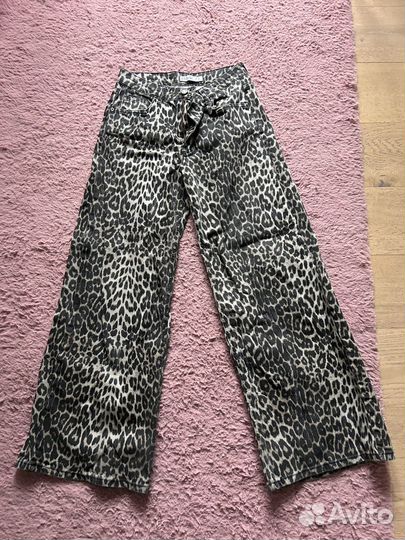 Леопардовые джинсы