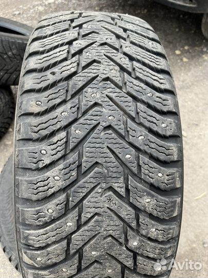 Nokian Tyres Hakkapeliitta 8 SUV 235/55 R18 104T