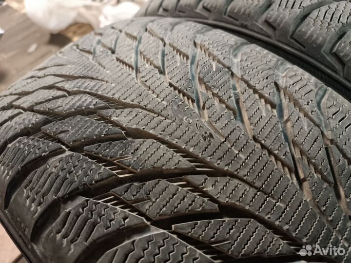 Nokian Tyres Hakkapeliitta R2 225/50 R17 98R