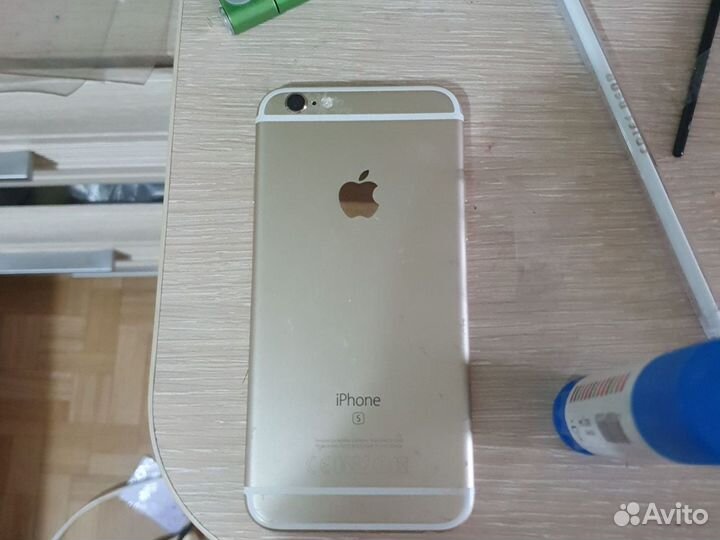 iPhone 6S, 64 ГБ