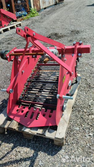 Картофелекопалка stars middle MR2000-S смещенная