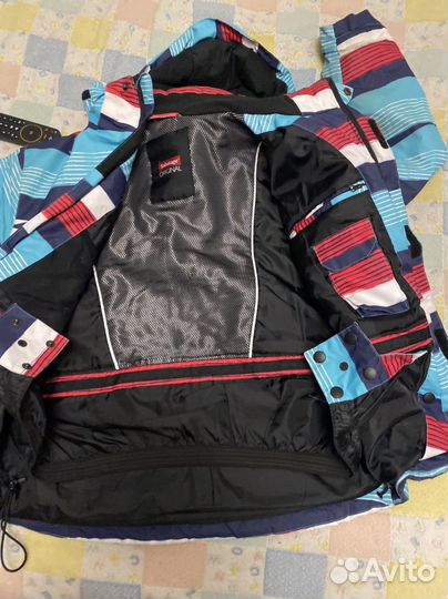 Горнолыжная куртка на мальчика