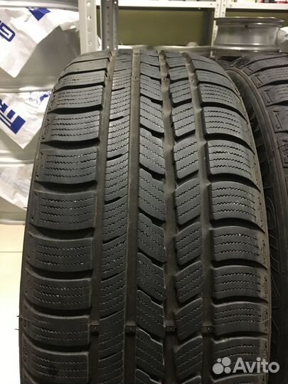 Roadstone Winguard Sport 215/55 R17 98V