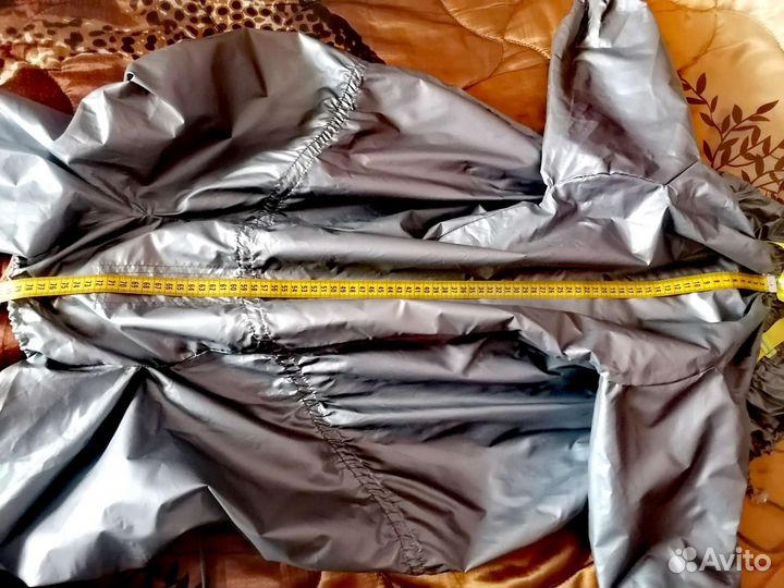 Дождевик с шапочкой, поводком и шампунь