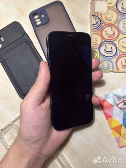 iPhone 12, 64 ГБ