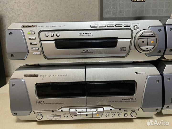 Музыкальный центр