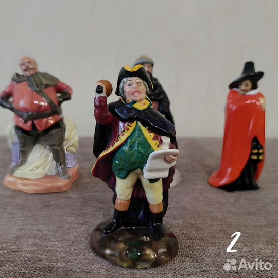 Английские фарфоровые статуэтки. Royal Doulton