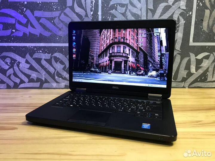 Мощный ноутбук Dell i7/12gb/2видеокарты/SSD