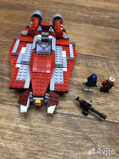 Lego Star Wars 9497 Republic Striker-class