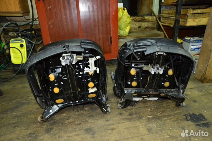 Сидения golf 4 передние пара