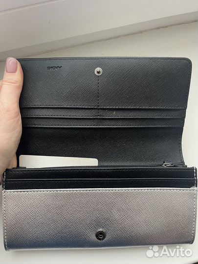 Оригинальный женский кошелек dkny