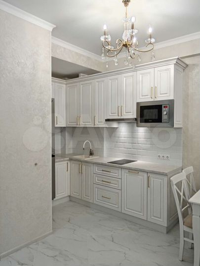 2-к. квартира, 42 м², 3/9 эт.