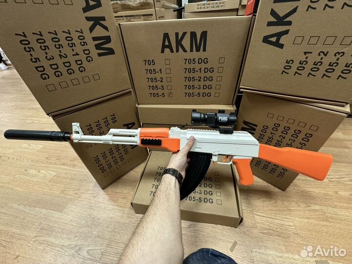 Мощный автомат ak47на орбизах Азимов