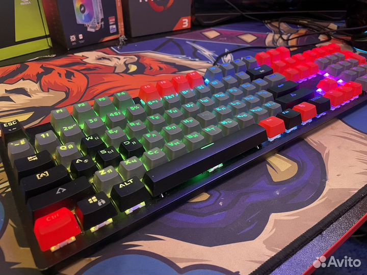 Механическая клавиатура red square