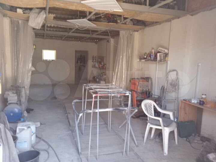 Гараж, > 30 м²