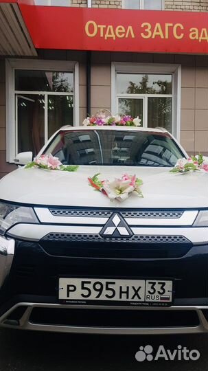 Свадебные украшения на машину