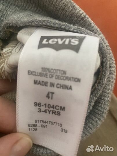 Джинсы Levis новые