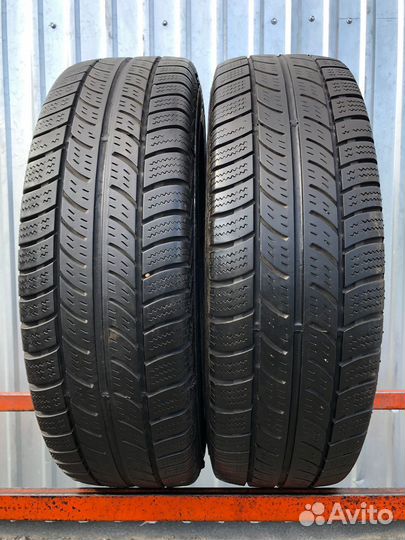 Continental VancoWinter 2 205/75 R16C