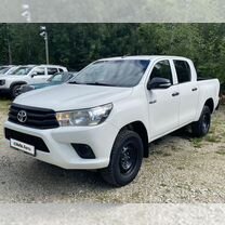 Toyota Hilux 2.4 MT, 2015, 261 000 км, с пробегом, цена 1 990 000 руб.