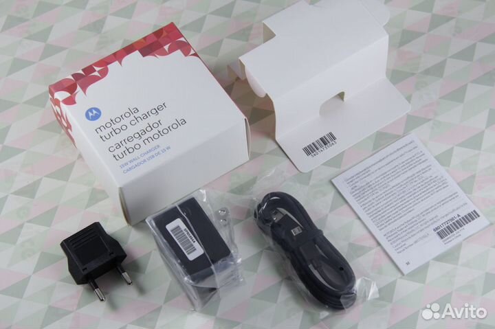 Зарядка Motorola TurboPower 15W (microUSB) Ориг