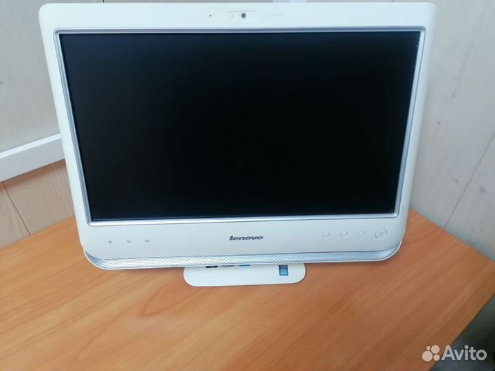 Моноблок Lenovo C205