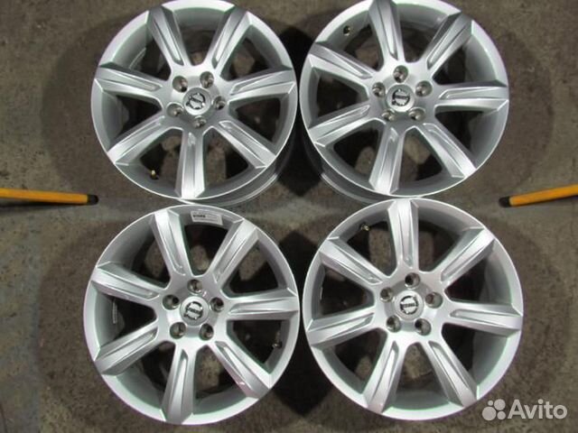 Диски Volvo R17 Литые 5x108 J8 S3
