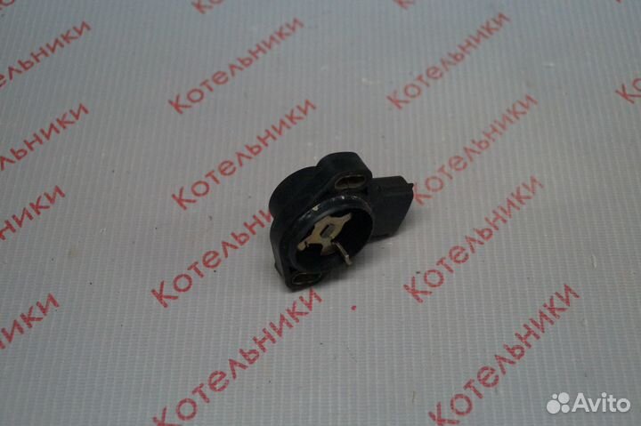 Nissan 22620-31U00 Датчик положения дросселя