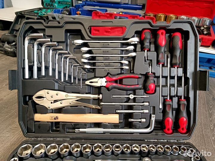 Набор инструментов 142 предмета