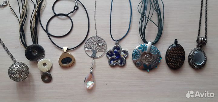 Подвески, кулоны