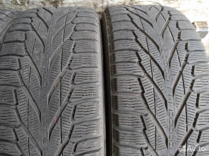 Nokian Tyres Hakkapeliitta R2 SUV 225/60 R17 103R