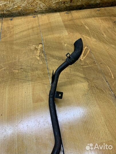 Патрубок системы охлаждения двигателя Ford Mondeo