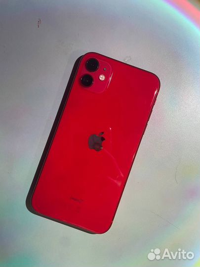 Телефон iPhone 11