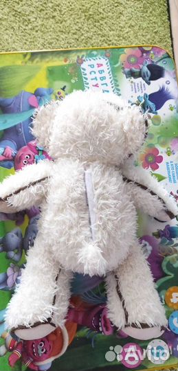 Плюшевый медведь читает много стихов про животных