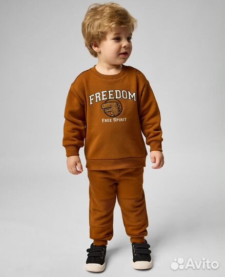 Лонгслив и брюки на мальчика 92