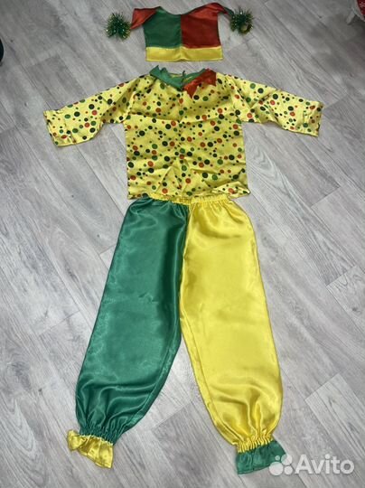 Новогодний костюм для мальчика петрушка