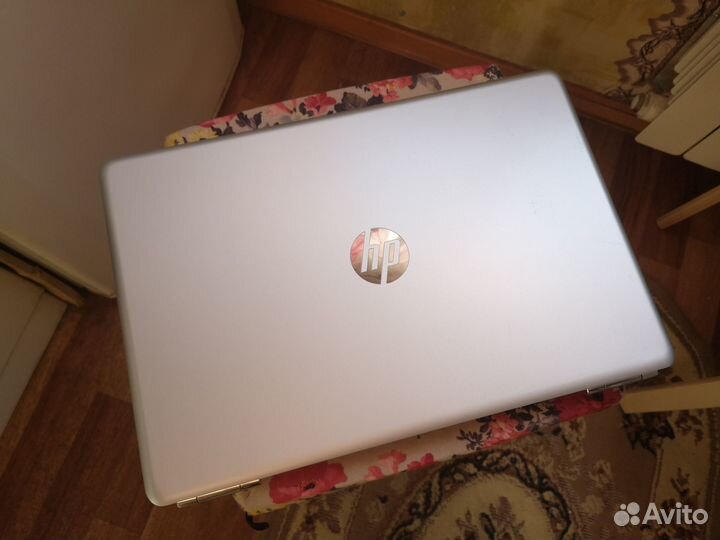 Игровой ноут HP 17-ab200ur на i5 Full HD 17 и SSD