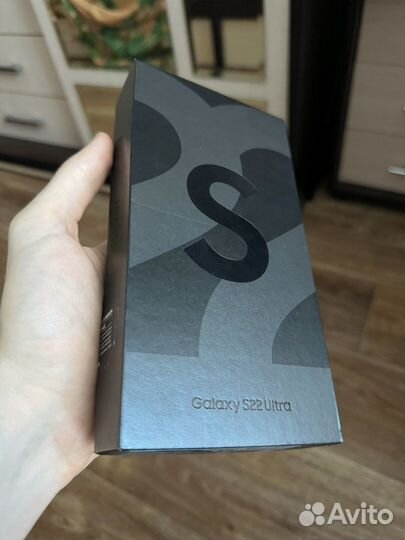 Samsung Galaxy S22 Ultra, 8/128 ГБ