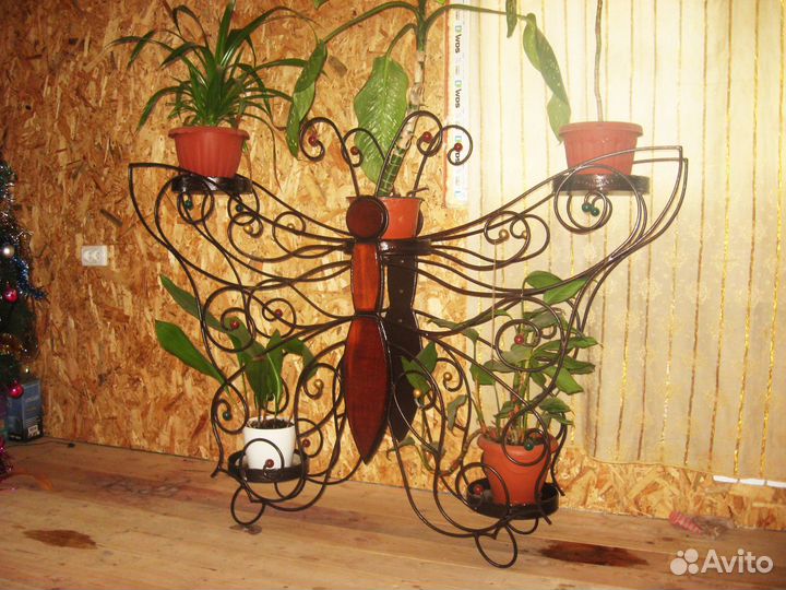 Красивая подставка для цветов - 