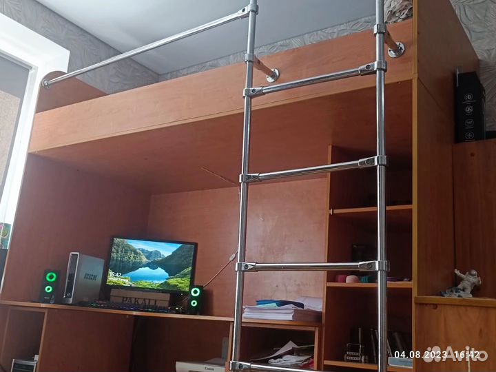 Двухъярусная кровать бу
