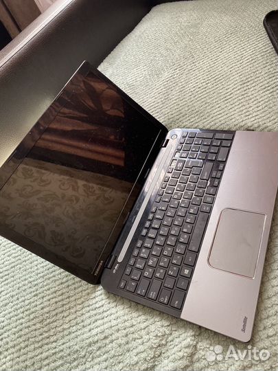 Ноутбук toshiba