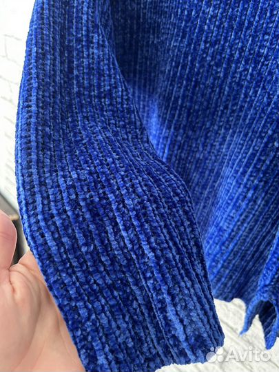 Свитер женский