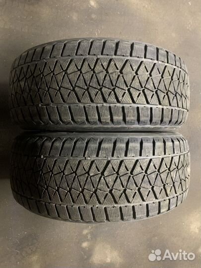 Bridgestone Blizzak DM-V2 275/55 R20 117T