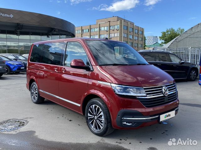 Volkswagen Multivan 2.0 AMT, 2022