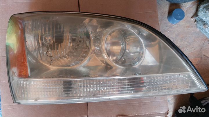 Фара Kia