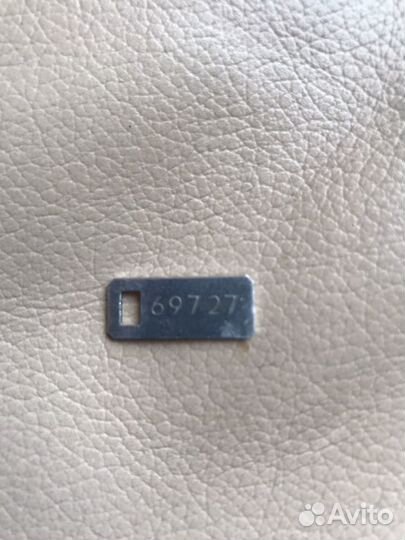 Оригинальный ключ от автомобиля Toyota Corolla 200