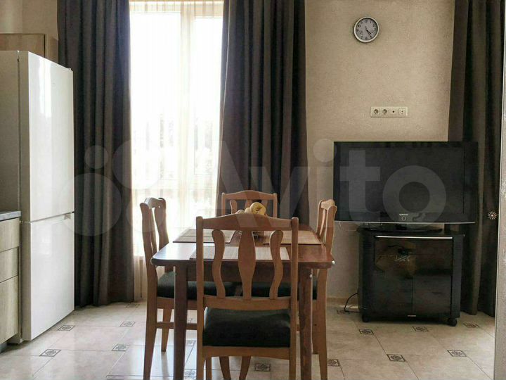 2-к. квартира, 40 м², 4/6 эт.