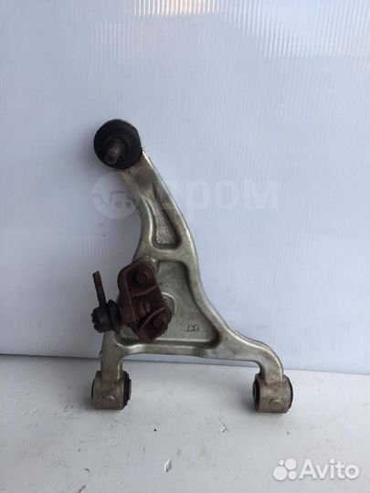 Рычаг задний верхний левый на Infiniti Fx35 Fx45