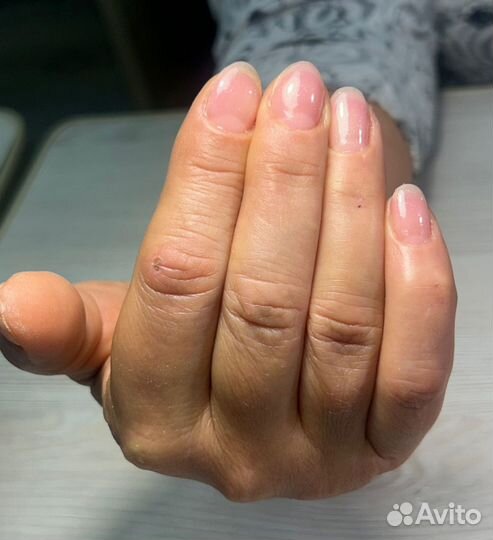 Маникюр на дому