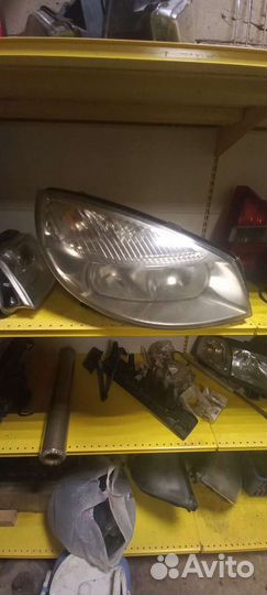 Фара правая и фанарь правый на рено сценик